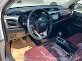 Toyota Hilux SR5 2026